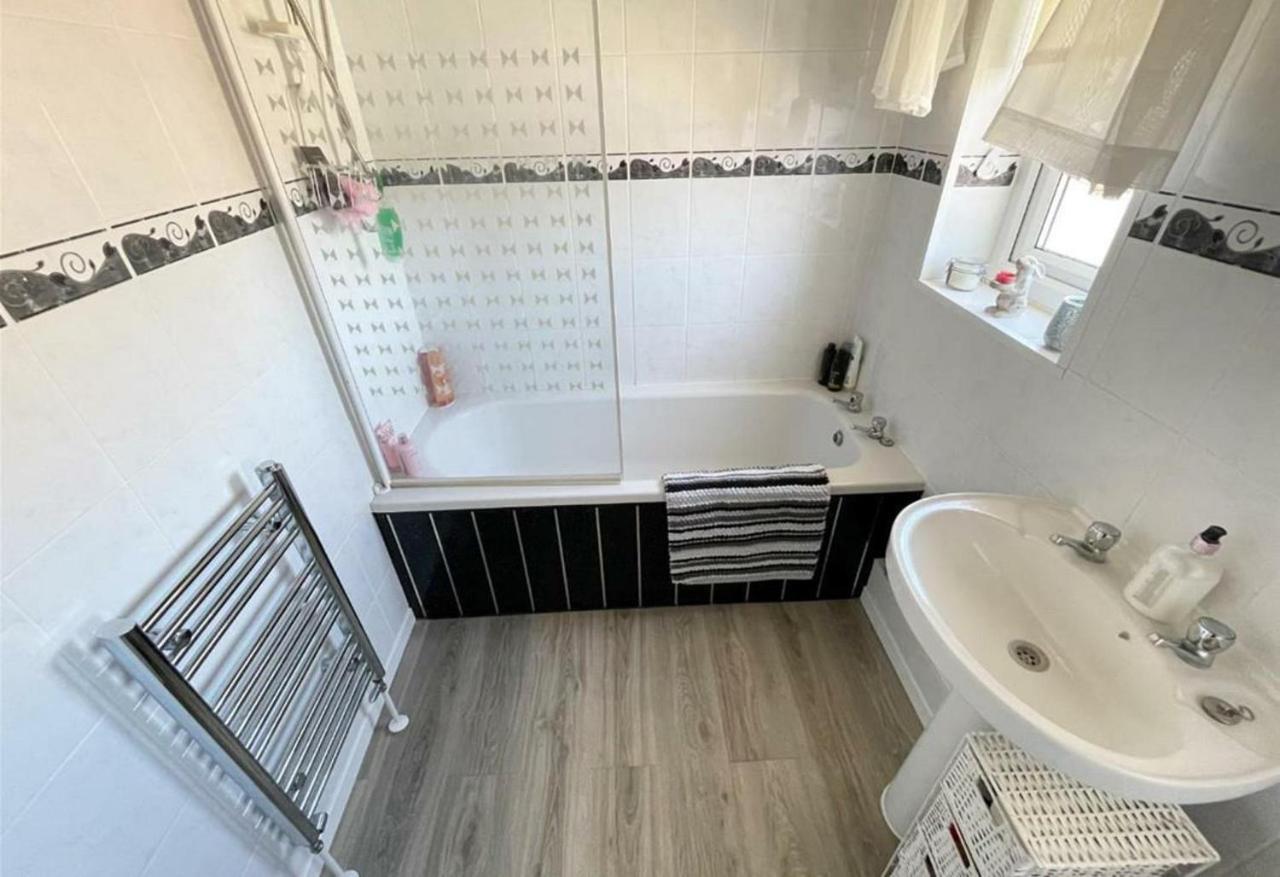 Lovely And Affordable House Closer To The Sea 哈特尔普尔 外观 照片